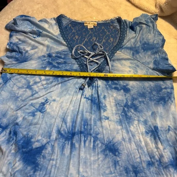 World Unity Top Large Blue White Tie-Dye Tunic Top Lace Trim & Detail Boho - Picture 11 of 15